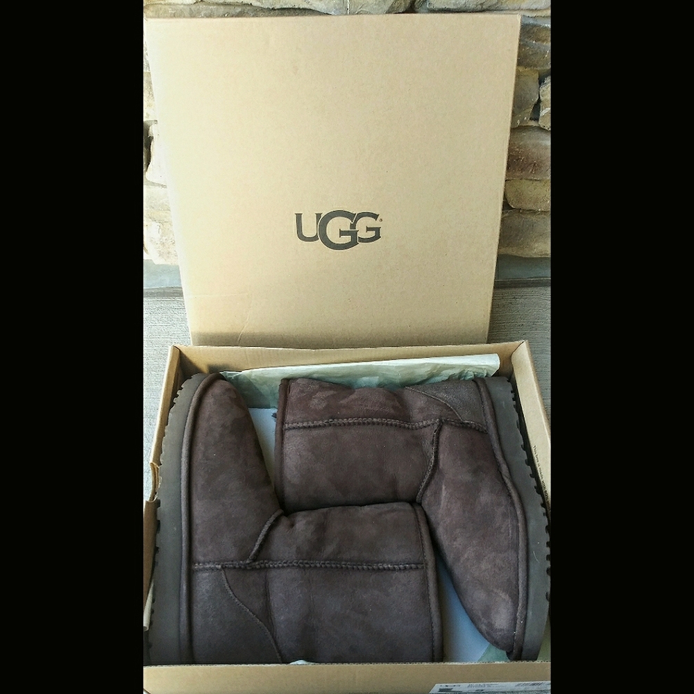 UGG Classic Short II Boots